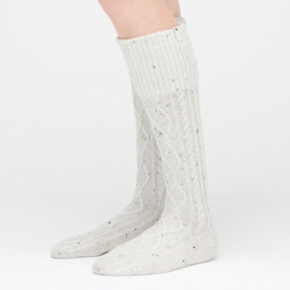 UGG Tall Boot Socks in Cream. Shaye Rain Boot Socks Cable Knit Knee High NEW NIB - Picture 6 of 9